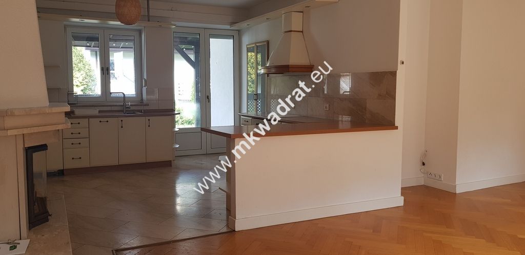dom wolnostojący, 5 pokoi Michałowice. Zdjęcie 2