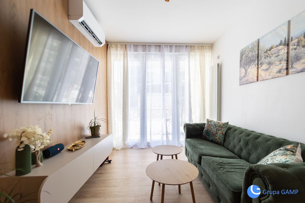 Mieszkanie 2-pokojowe Kraków, ul. Bartosza Głowackiego. Zdjęcie 2