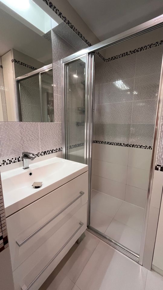 Mieszkanie 3-pokojowe Oleśnica, ul. mjr. Henryka Sucharskiego. Zdjęcie 4