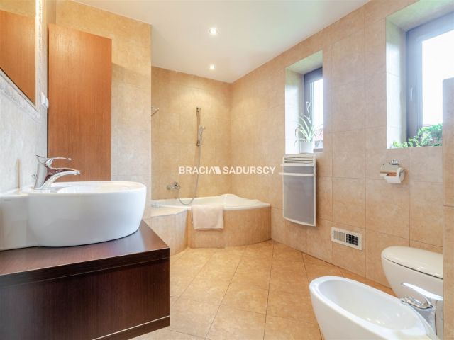 dom wolnostojący, 6 pokoi Sułków. Zdjęcie 13