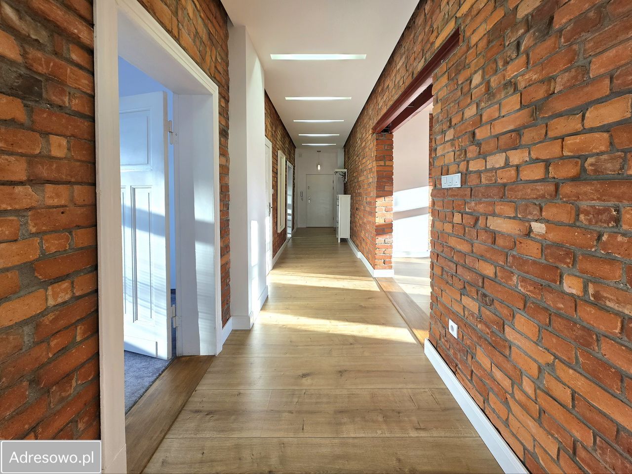 Mieszkanie 4-pokojowe Koszalin Centrum, ul. Dworcowa. Zdjęcie 2