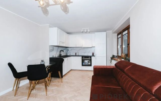 Mieszkanie 3-pokojowe Warszawa Ursus, ul. Kolorowa. Zdjęcie 2