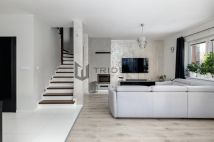 bliźniak, 5 pokoi Krupia Wólka. Zdjęcie 4