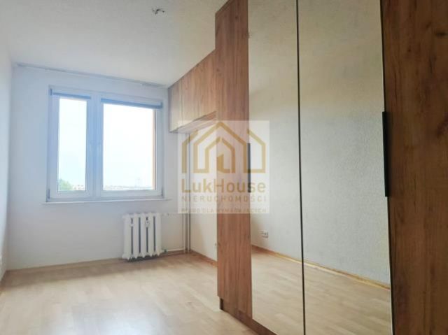 Mieszkanie 3-pokojowe Bytom, ul. ks. Prymasa Augusta Hlonda. Zdjęcie 3