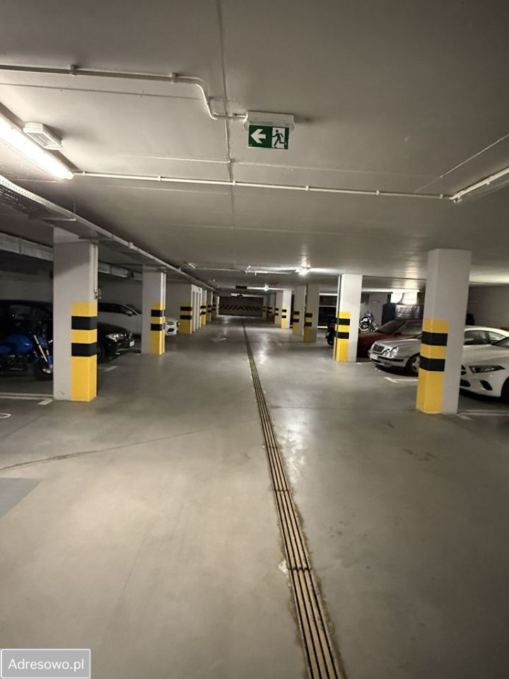 Garaż/miejsce parkingowe Wrocław Muchobór Wielki, ul. Krzemieniecka. Zdjęcie 2