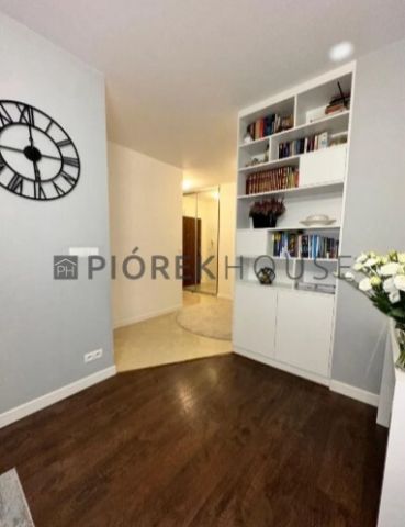 Mieszkanie 3-pokojowe Warszawa Ursus, ul. Powstańców Warszawy. Zdjęcie 4