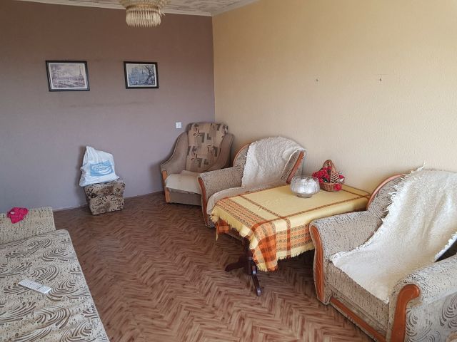 Mieszkanie 2-pokojowe Starachowice Wierzbnik, ul. Ludwika Waryńskiego. Zdjęcie 1