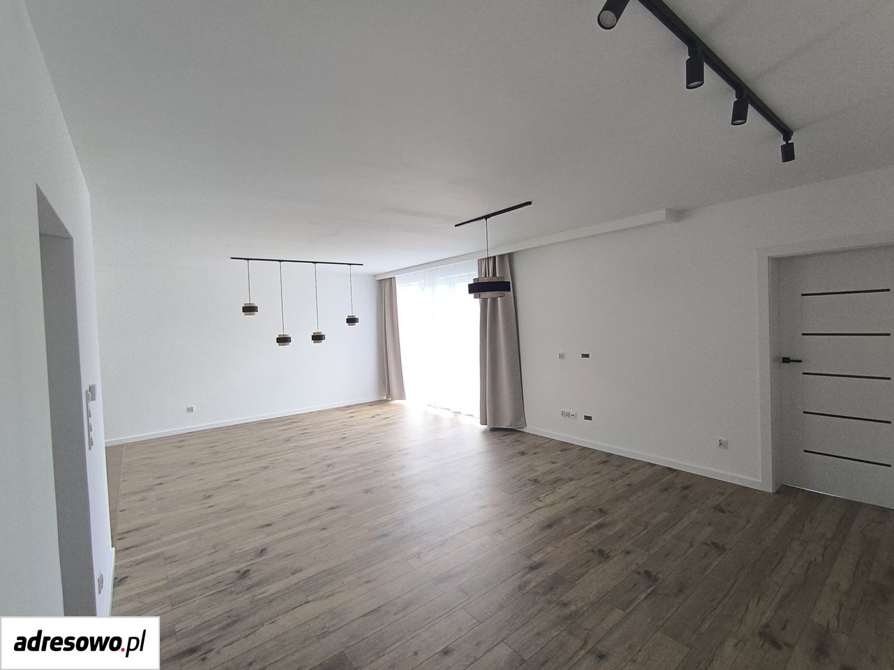 dom wolnostojący, 4 pokoje Bielsko-Biała Komorowice Krakowskie, ul. Bestwińska. Zdjęcie 3