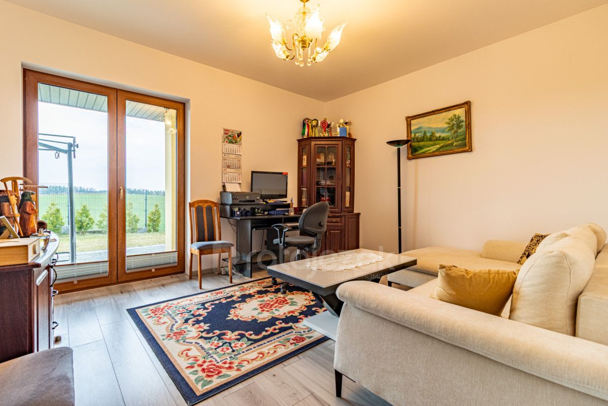 dom wolnostojący, 4 pokoje Strzepcz. Zdjęcie 12