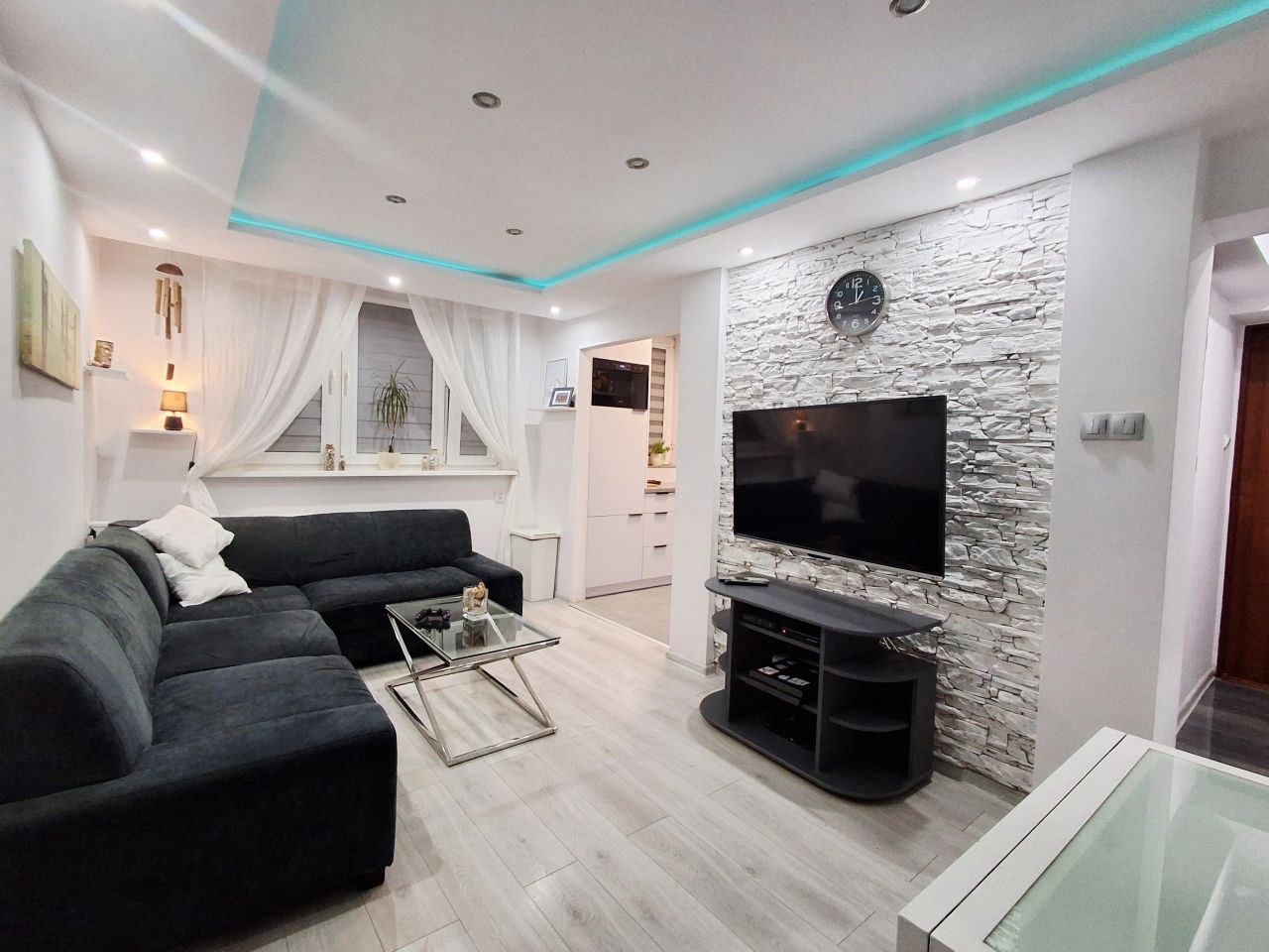 Mieszkanie 3-pokojowe Toruń Mokre, ul. Polskiego Czerwonego Krzyża. Zdjęcie 1