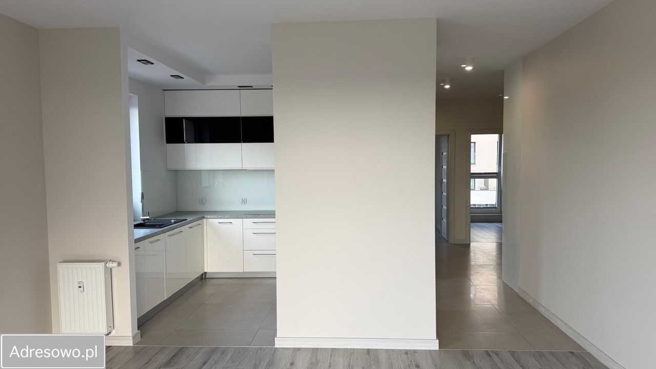 Mieszkanie 3-pokojowe Radom Osiedle XV-lecia, ul. Żwirki i Wigury. Zdjęcie 8