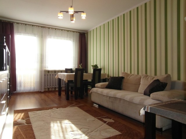 Mieszkanie 3-pokojowe Piekary Śląskie, ul. Marii Curie-Skłodowskiej. Zdjęcie 1