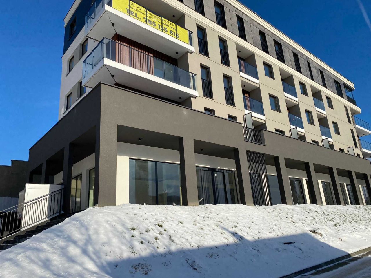 Lokal Busko-Zdrój, ul. Władysława Broniewskiego. Zdjęcie 6