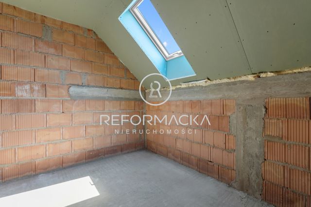 dom wolnostojący, 5 pokoi Lubenia. Zdjęcie 6