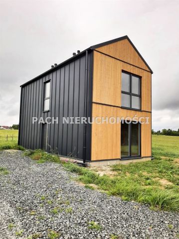 dom wolnostojący, 4 pokoje Pisarzowice. Zdjęcie 1