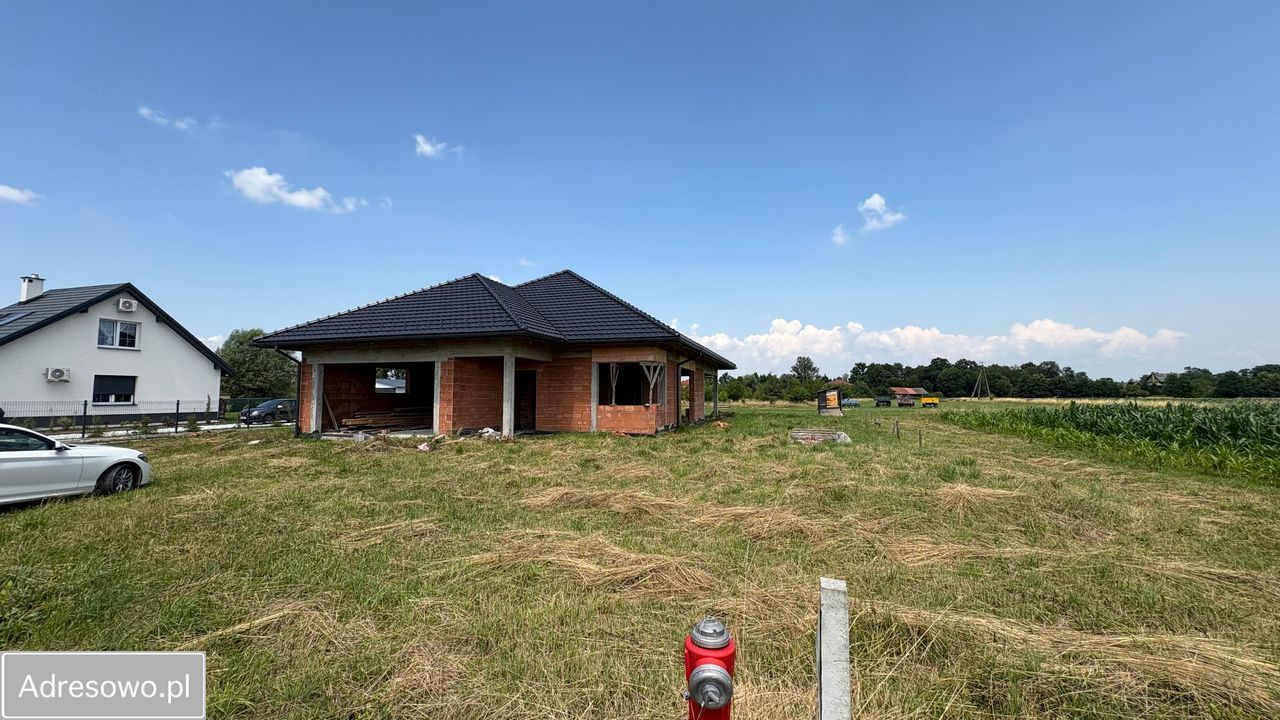 dom wolnostojący, 4 pokoje Wola Batorska. Zdjęcie 3