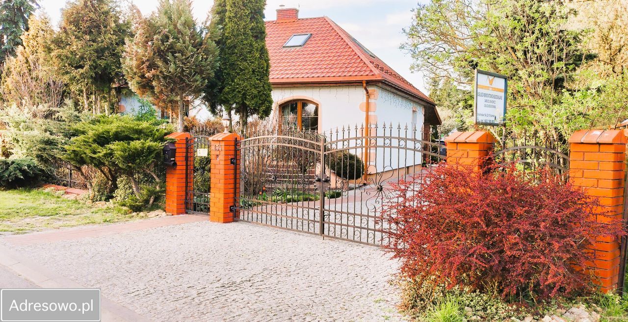 dom wolnostojący, 5 pokoi Strachosław. Zdjęcie 2