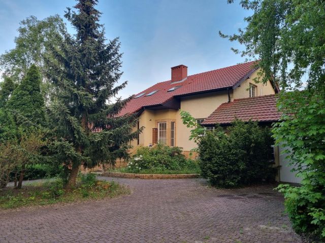 dom wolnostojący, 8 pokoi Puszczykowo Stare Puszczykowo, ul. Jarosławska. Zdjęcie 1