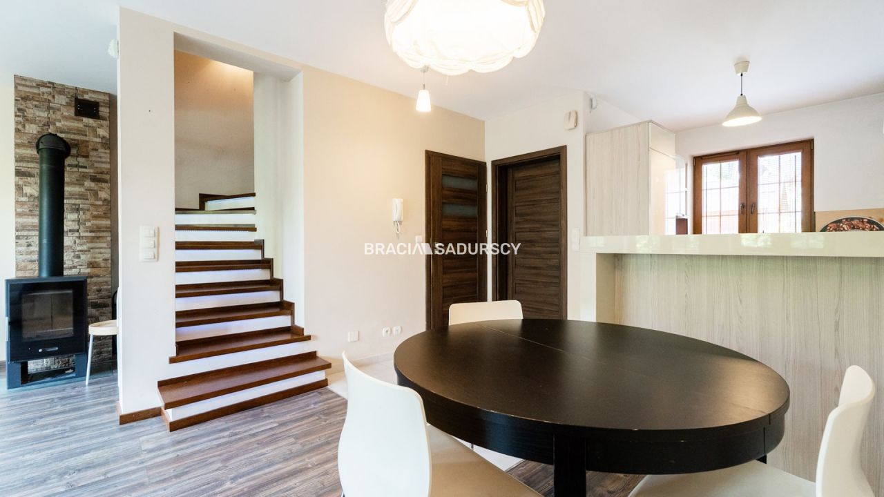 dom szeregowy, 4 pokoje Bibice, ul. Leśna. Zdjęcie 20