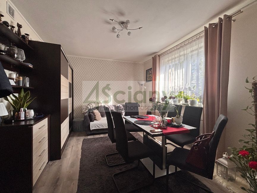 dom wolnostojący, 3 pokoje Dziekanów Leśny. Zdjęcie 33