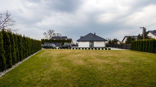 dom wolnostojący, 3 pokoje Kraków Branice, ul. Edwarda Szymańskiego. Zdjęcie 9