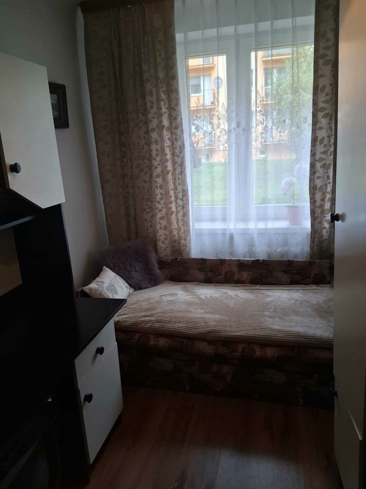 Mieszkanie 3-pokojowe Staszów Pipała, ul. Konstytucji 3 Maja. Zdjęcie 2