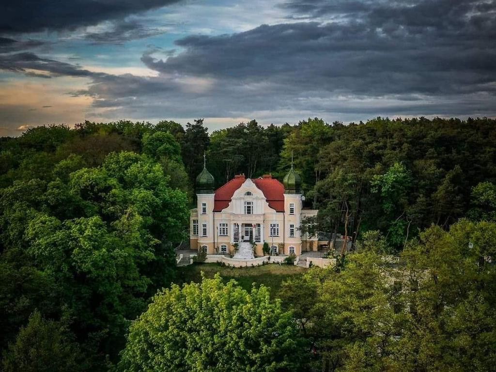 dworek, 6 pokoi Barlinek, ul. Strzelecka. Zdjęcie 1