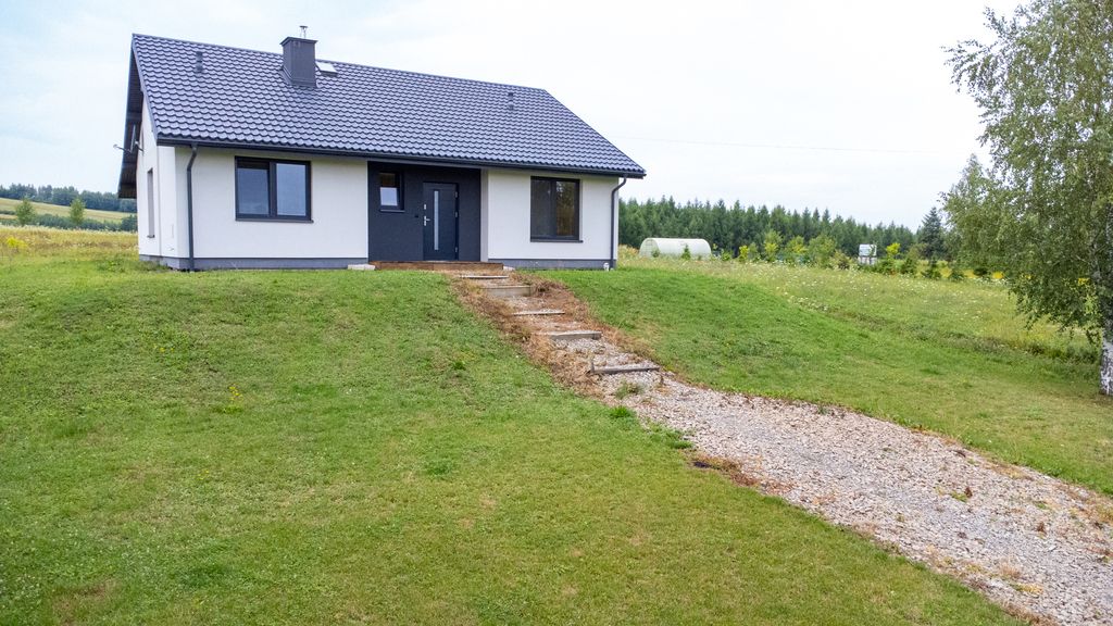 dom wolnostojący, 4 pokoje Besko, ul. Górska. Zdjęcie 17