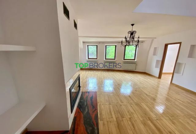 Mieszkanie 5-pokojowe Warszawa Wawer, ul. VI Poprzeczna. Zdjęcie 1