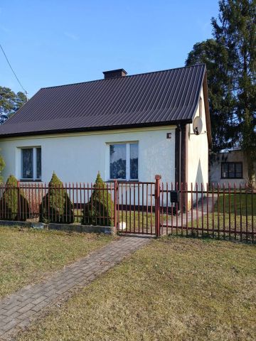 dom wolnostojący Garbatka-Letnisko, ul. Henryka Sienkiewicza. Zdjęcie 1