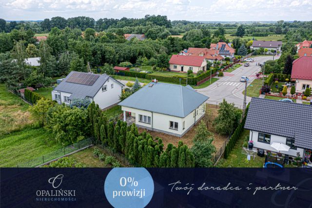 dom wolnostojący, 3 pokoje Tarnobrzeg Zakrzów, ul. Ojca Damiana Stanisława Węgla. Zdjęcie 1