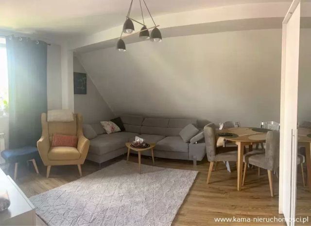 Mieszkanie 2-pokojowe Jelenia Góra Cieplice Śląskie-Zdrój. Zdjęcie 3