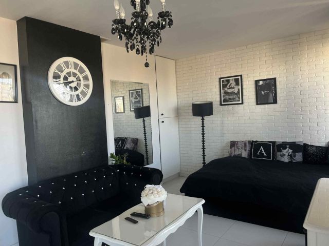 Mieszkanie 2-pokojowe Łódź Bałuty, ul. Antoniego Mackiewicza. Zdjęcie 1