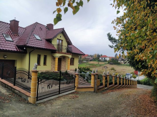 dom wolnostojący Wieliczka, ul. Długa. Zdjęcie 1