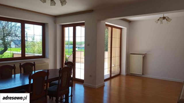 dom wolnostojący, 5 pokoi Rączna. Zdjęcie 14
