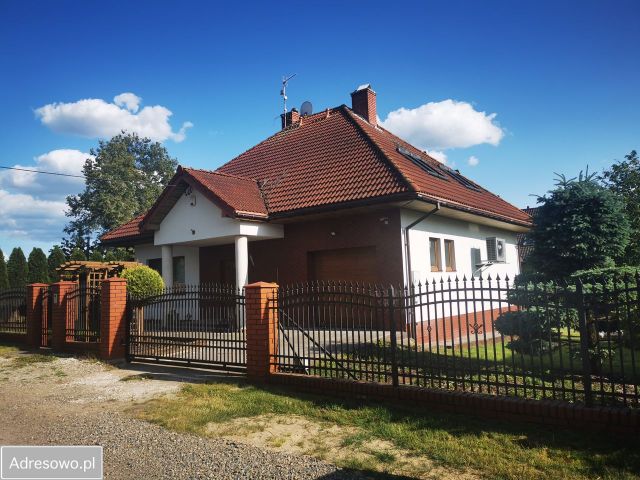 dom wolnostojący, 5 pokoi Nowodwór. Zdjęcie 1