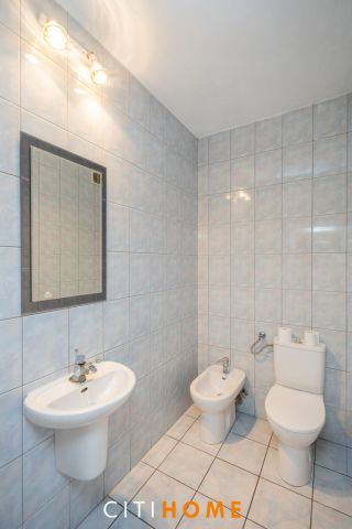 dom wolnostojący, 6 pokoi Łomianki. Zdjęcie 24