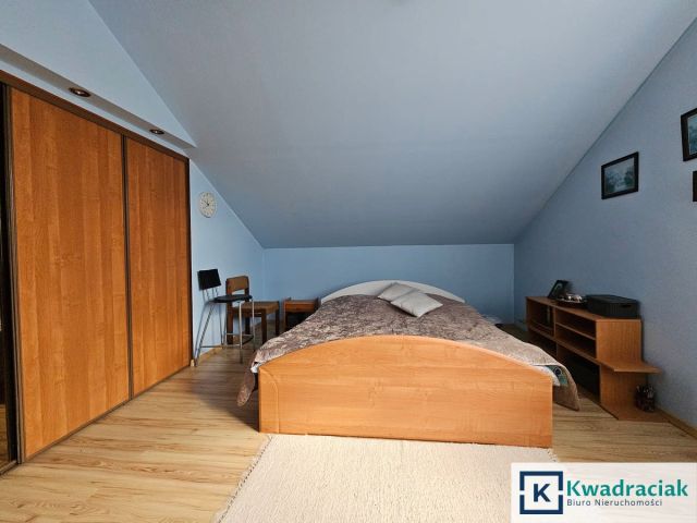 dom wolnostojący, 5 pokoi Mokre. Zdjęcie 17