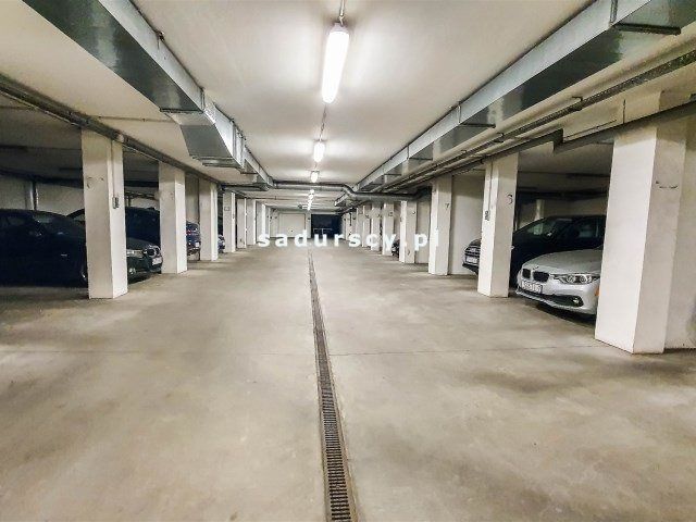 Garaż/miejsce parkingowe Kraków, ul. Poznańska. Zdjęcie 1