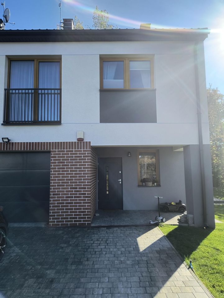 bliźniak, 4 pokoje Brwinów, ul. Dereniowa. Zdjęcie 3