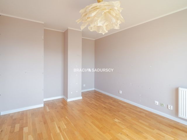 Mieszkanie 4-pokojowe Wieliczka Centrum, ul. Jasna. Zdjęcie 22