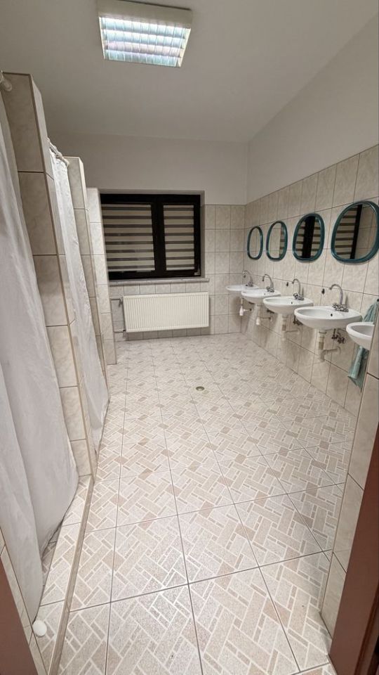 Hala/magazyn Jastrzębia. Zdjęcie 7