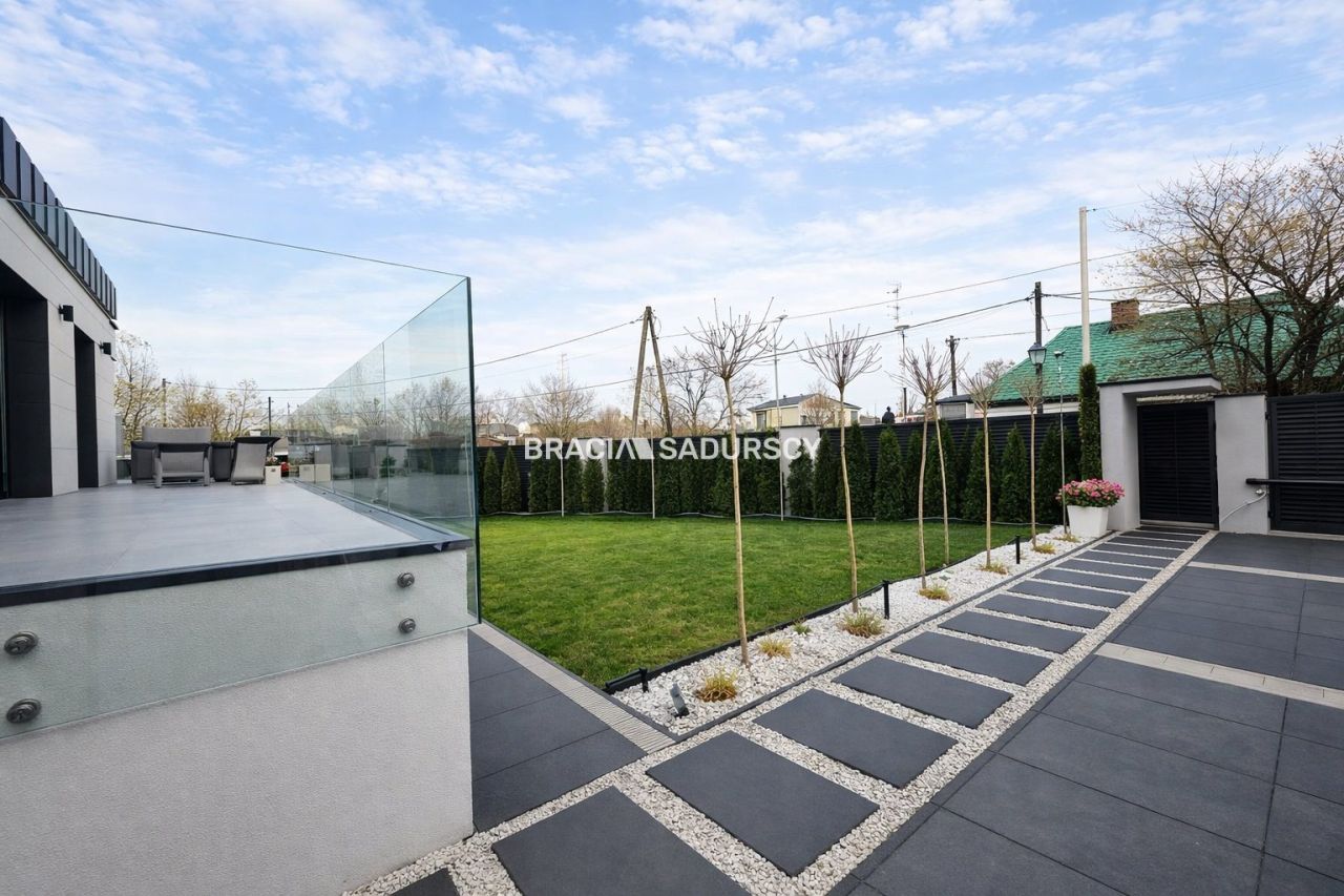 dom wolnostojący, 5 pokoi Niepołomice, ul. Stefana Roweckiego. Zdjęcie 30