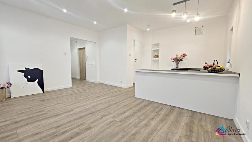 Mieszkanie 2-pokojowe Częstochowa Trzech Wieszczów, ul. Hoene-Wrońskiego. Zdjęcie 3