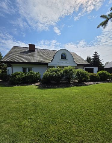 dom wolnostojący, 7 pokoi Borkowo Lęborskie Borkówko. Zdjęcie 2