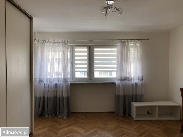 Mieszkanie 1-pokojowe Warszawa Wola, skwer ks. kard. Stefana Wyszyńskiego. Zdjęcie 1