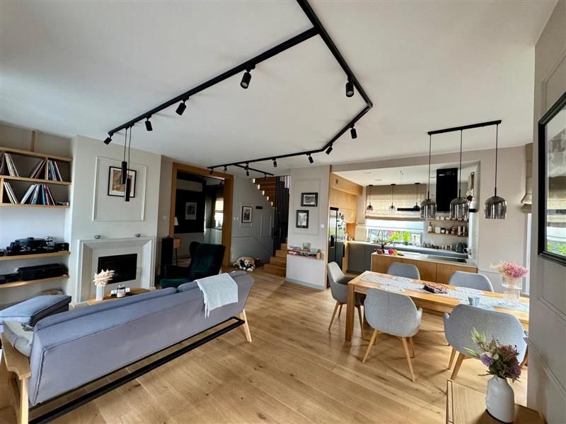 dom wolnostojący, 5 pokoi Gdynia, ul. kpt. Zdzisława Pieńkawy. Zdjęcie 3