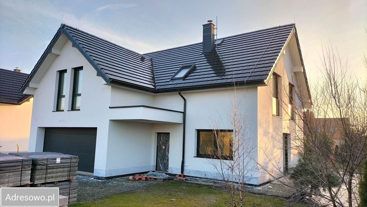 dom wolnostojący, 6 pokoi Żerniki Małe, ul. Krótka. Zdjęcie 9