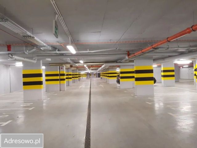 Garaż/miejsce parkingowe Poznań Wilda, ul. Rolna. Zdjęcie 1