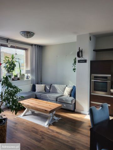 Mieszkanie 4-pokojowe Reda, ul. Młyńska. Zdjęcie 1